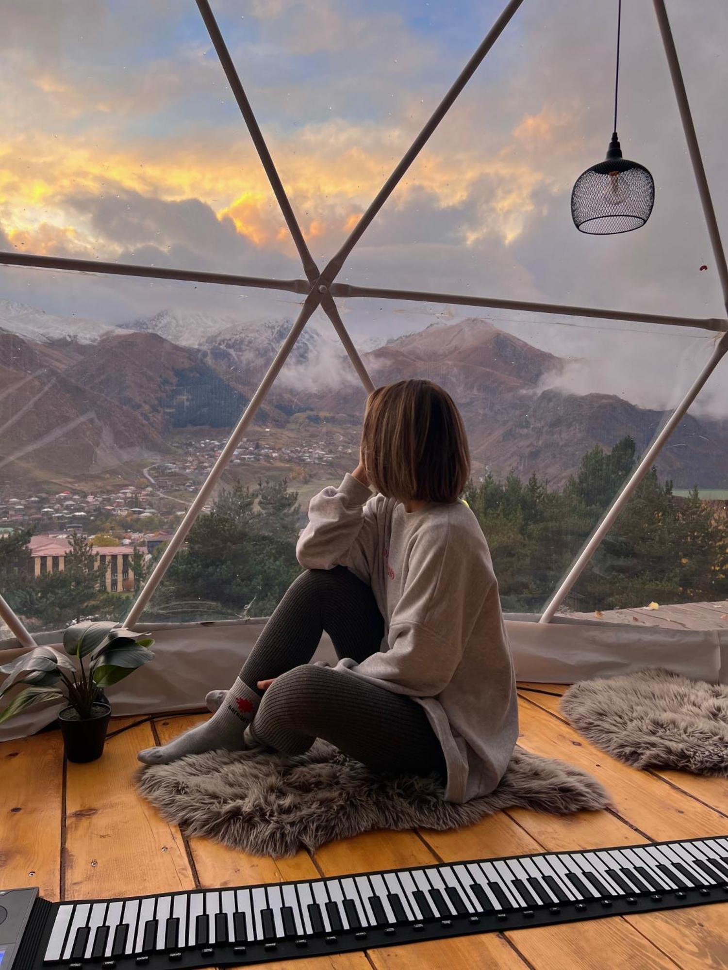 Отель Elia Glamping Казбеги Экстерьер фото
